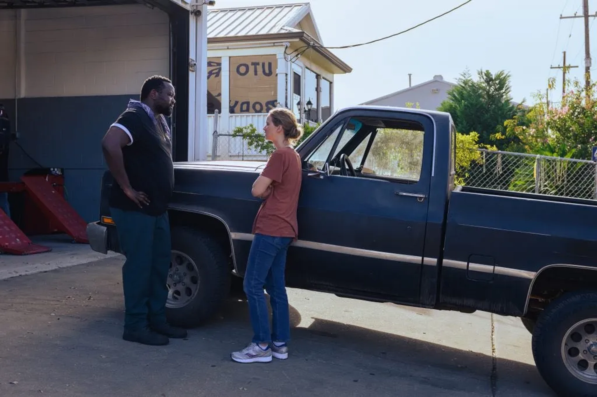 Jennifer Lawrence and Brian Tyree Henry in Causeway (2022)