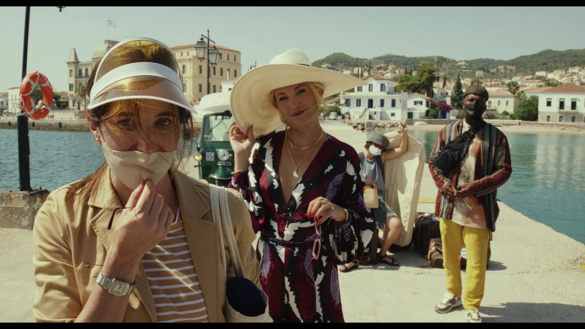 Kate Hudson, Kathryn Hahn, Leslie Odom Jr., and Jessica Henwick in Glass Onion (2022)