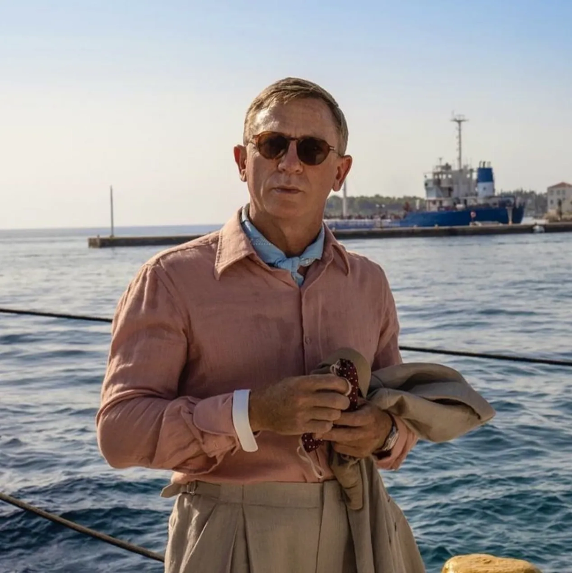 Daniel Craig in Glass Onion (2022)