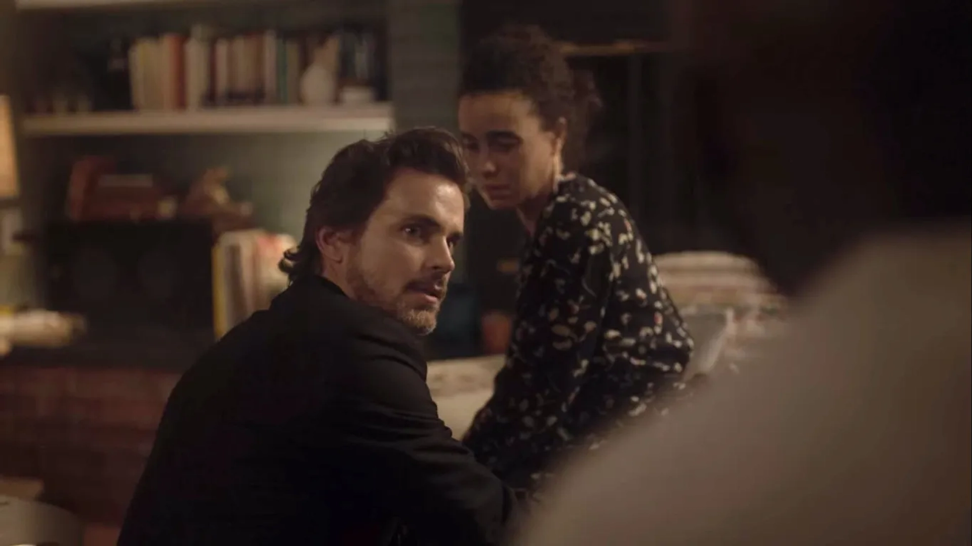 Matt Bomer and Parisa Fitz-Henley in The Sinner: Part V (2020)