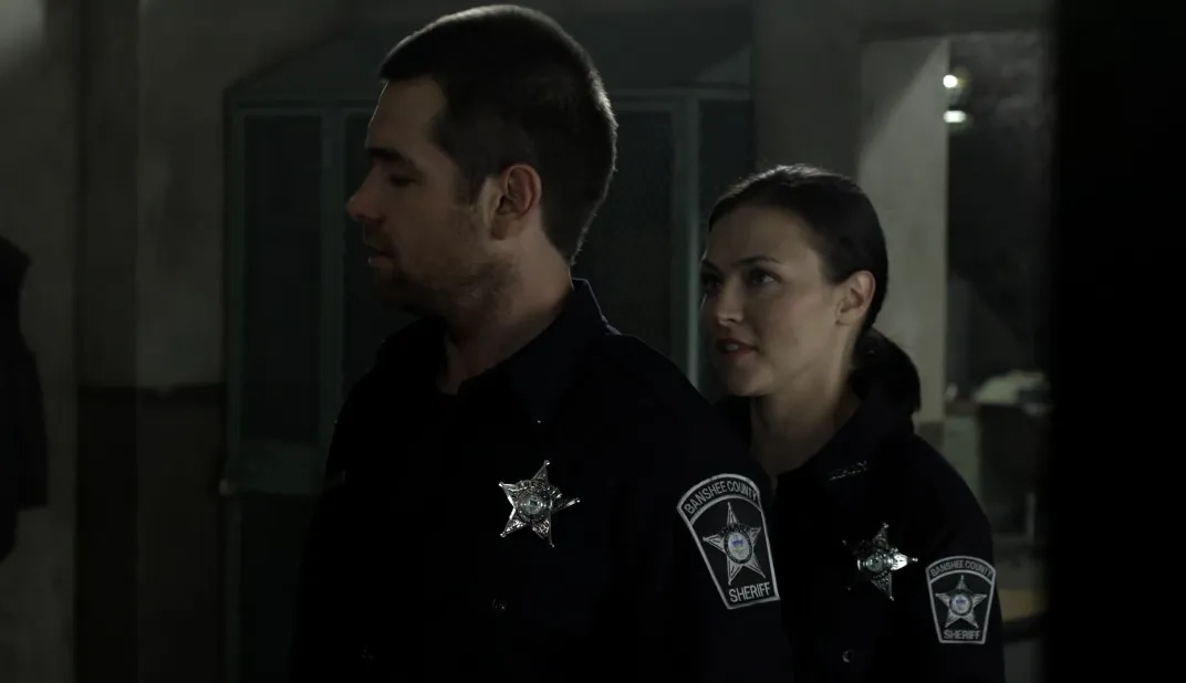 Trieste Kelly Dunn and Antony Starr in Banshee (2013)