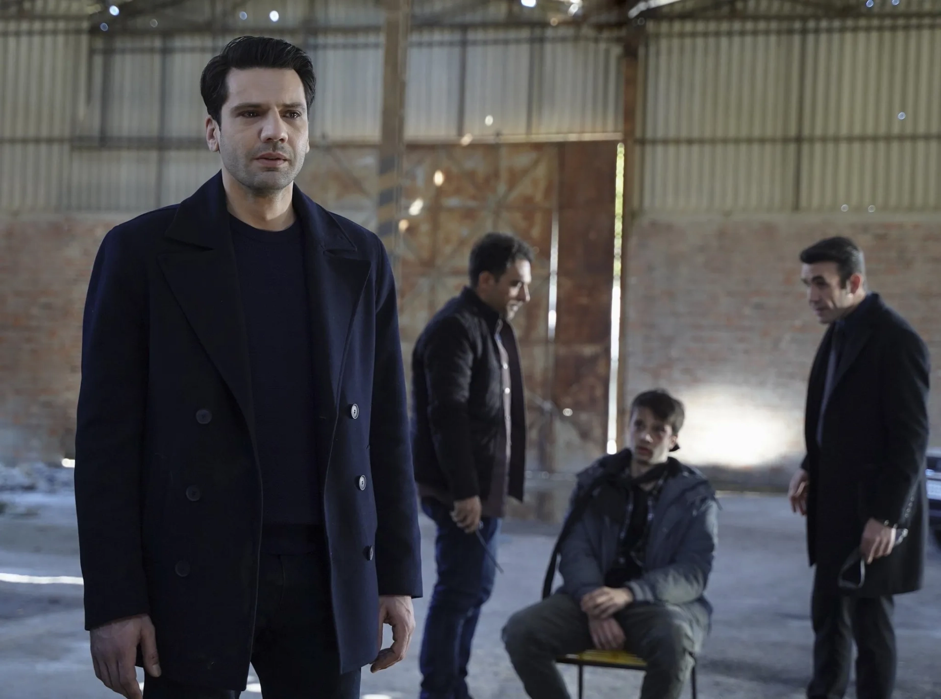 Kaan Urgancioglu, Ugur Aslan, Mehmet Yilmaz Ak, and Arda Aranat in Family Secrets (2021)