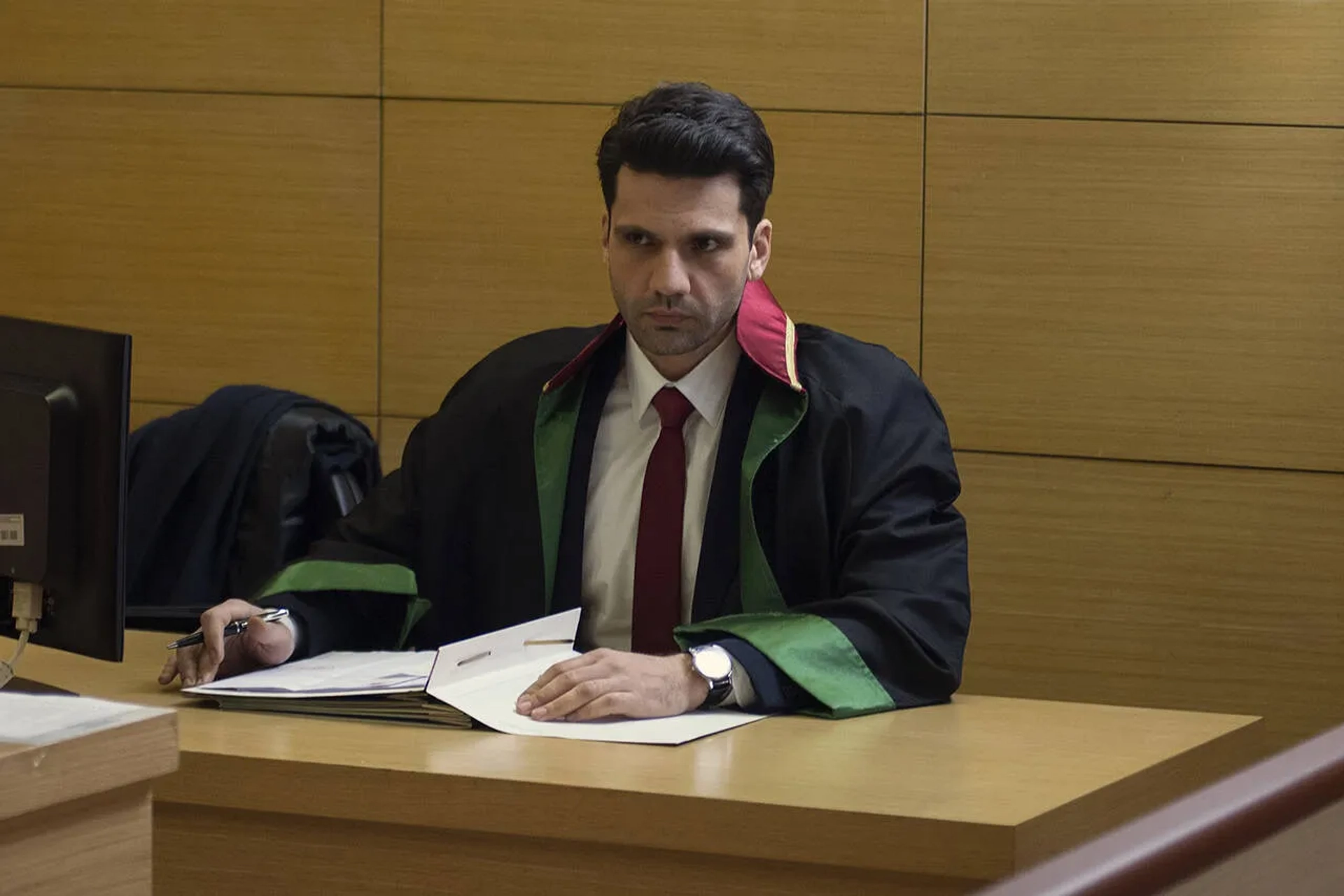 Kaan Urgancioglu in Family Secrets (2021)