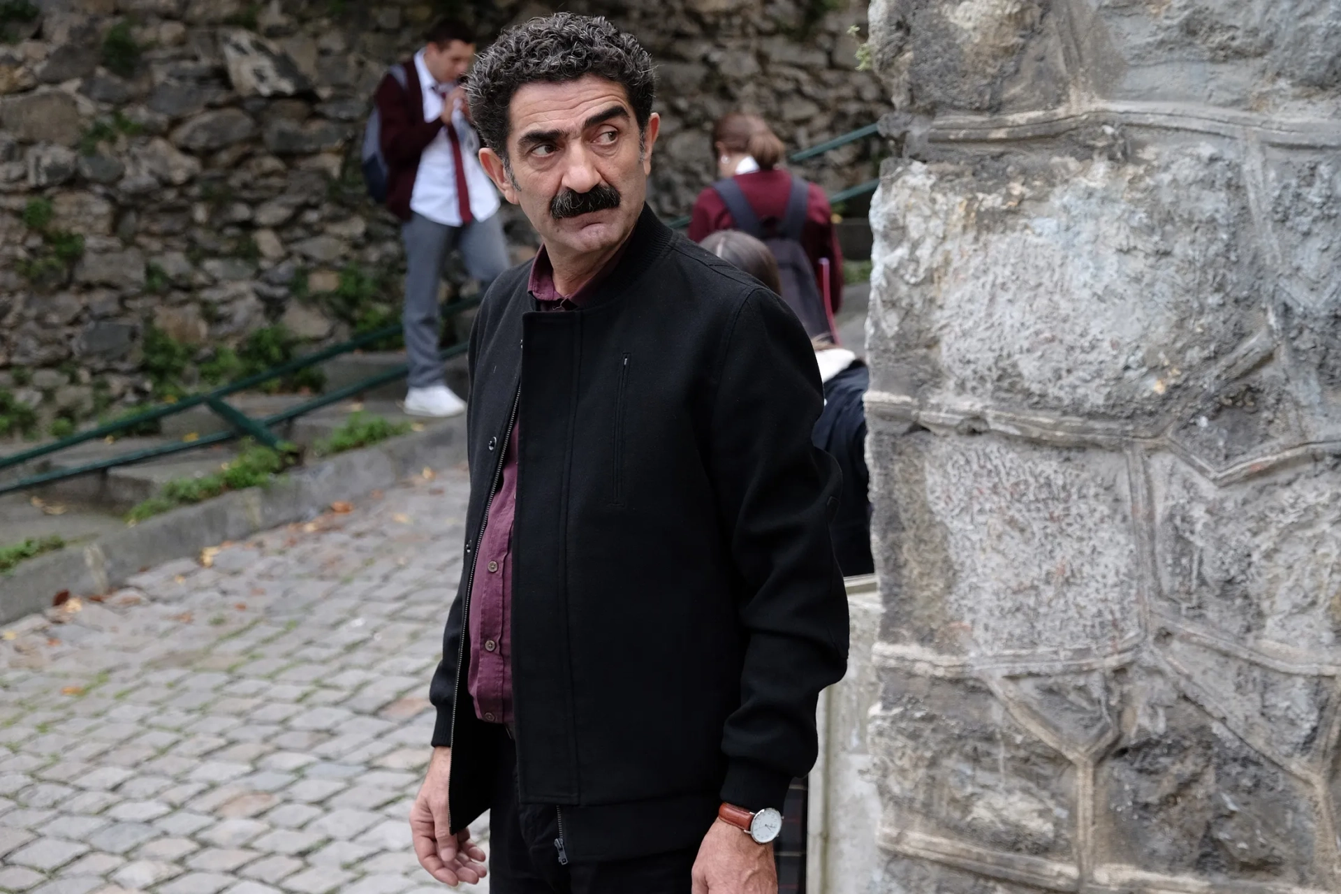 Ali Seçkiner Alici in Family Secrets (2021)