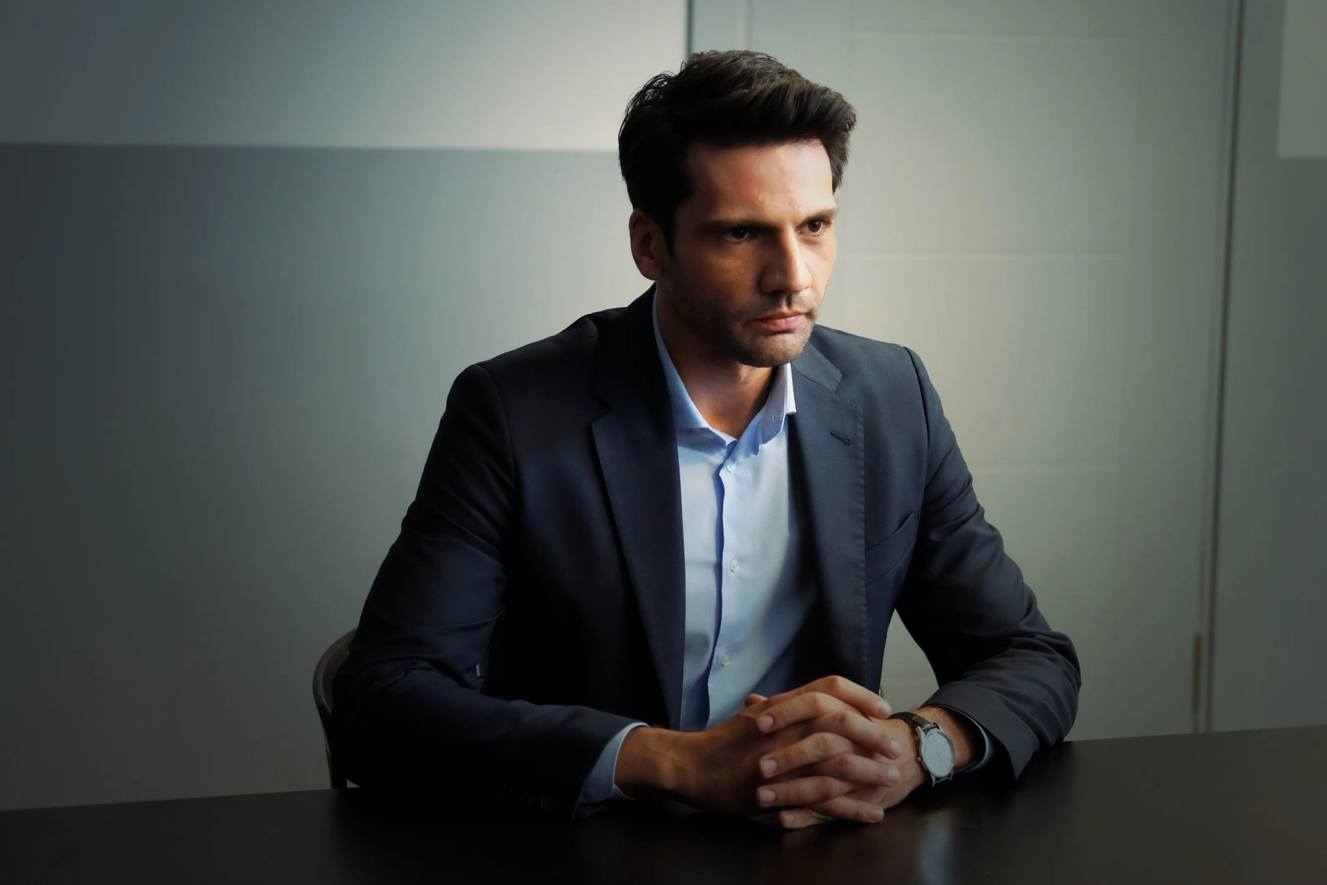 Kaan Urgancioglu in Family Secrets (2021)