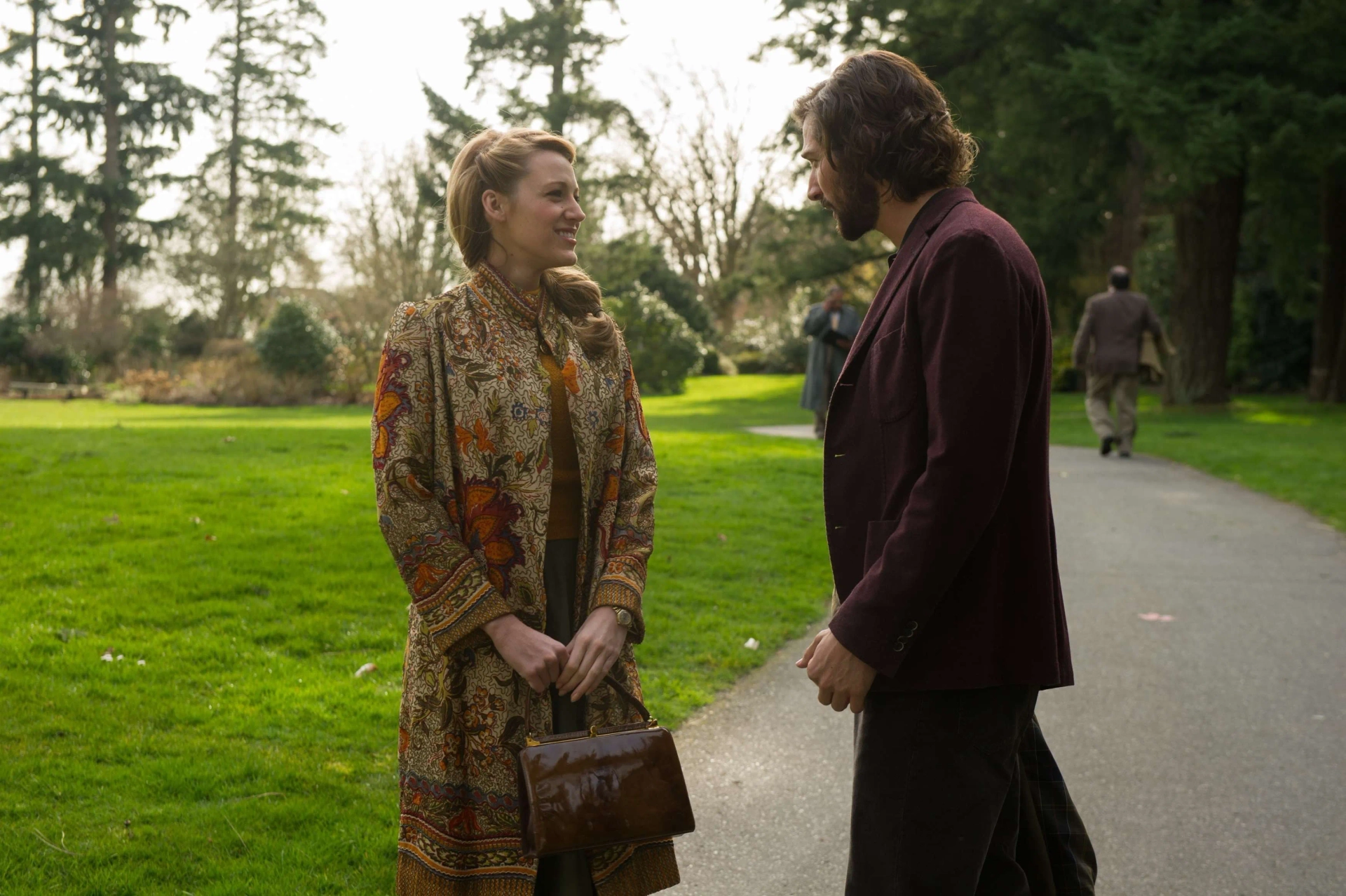 Michiel Huisman and Blake Lively in The Age of Adaline (2015)