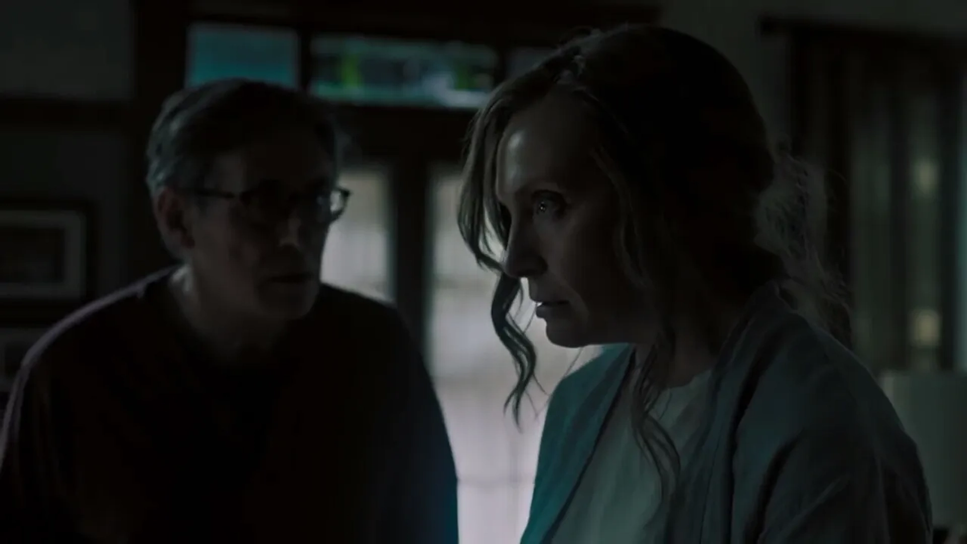 Gabriel Byrne and Toni Collette in Hereditary (2018)