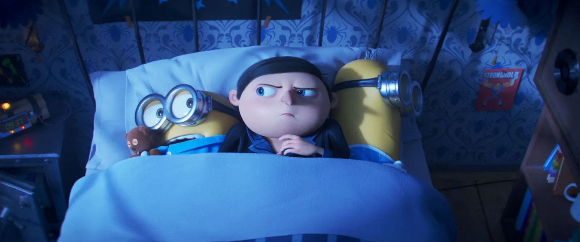 Steve Carell and Pierre Coffin in Minions: The Rise of Gru (2022)