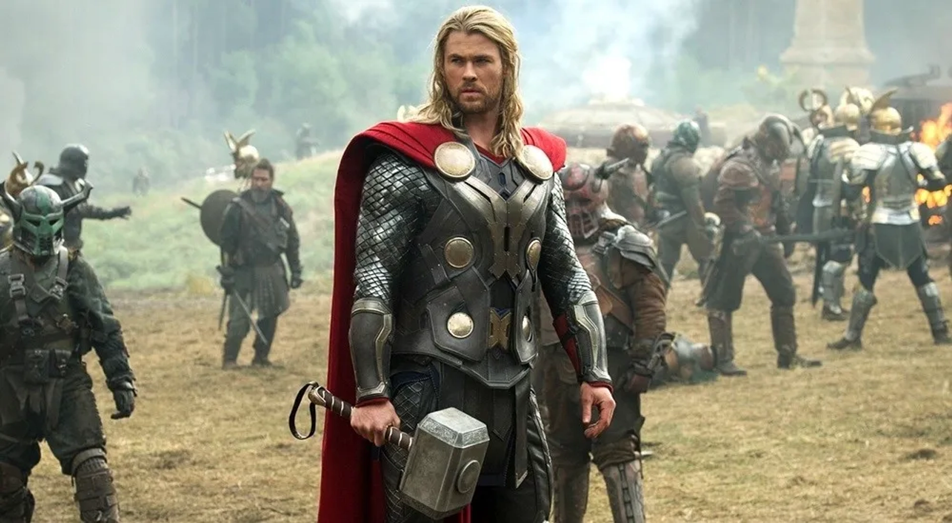 Chris Hemsworth in Thor: The Dark World (2013)