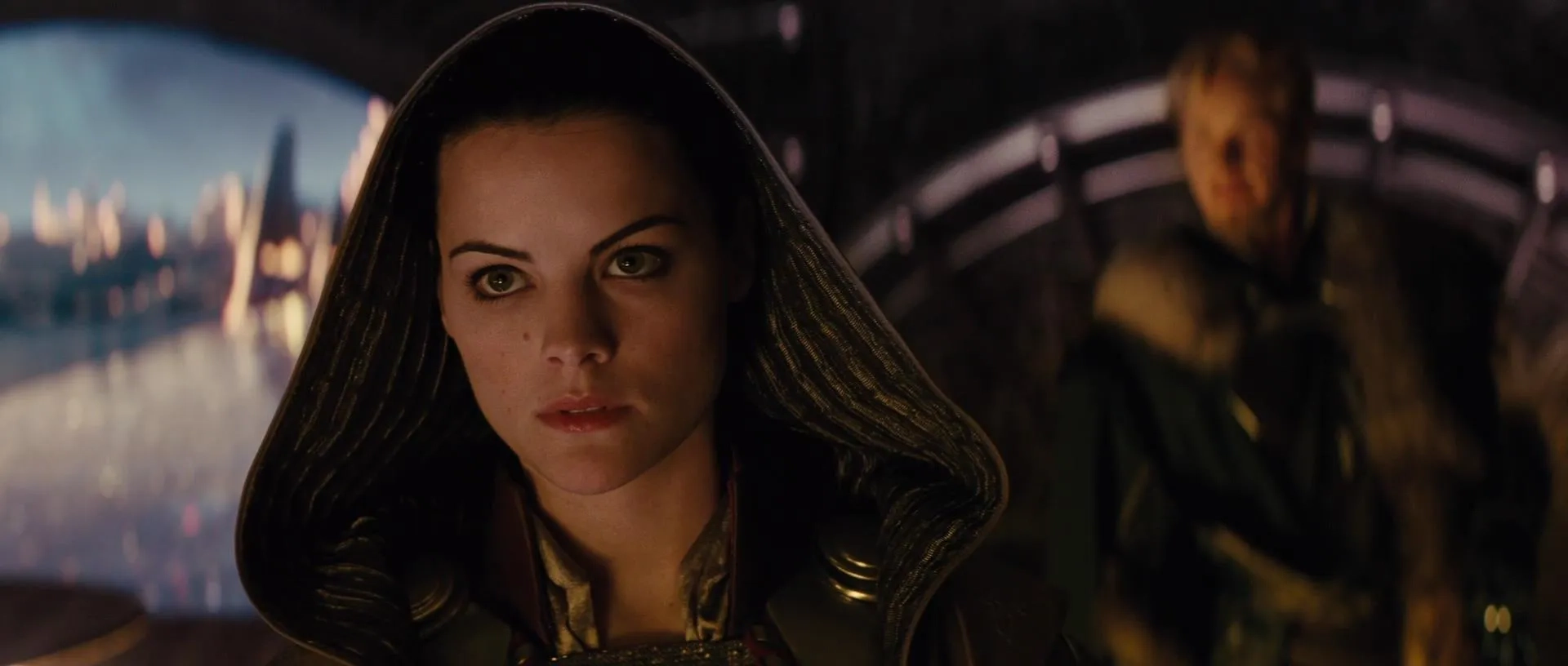 Jaimie Alexander and Josh Dallas in Thor (2011)