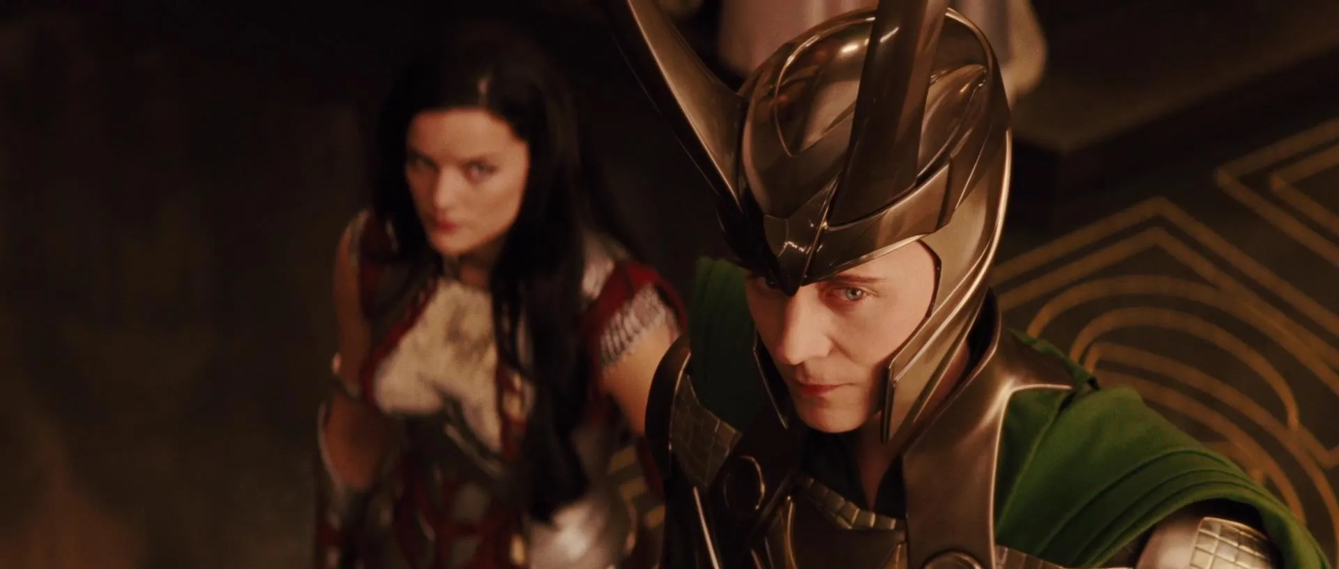 Tom Hiddleston and Jaimie Alexander in Thor (2011)