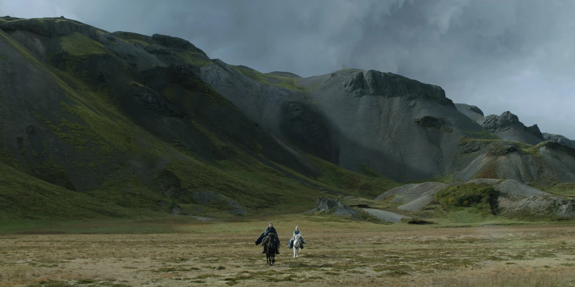 Alexander Skarsgård and Anya Taylor-Joy in The Northman (2022)