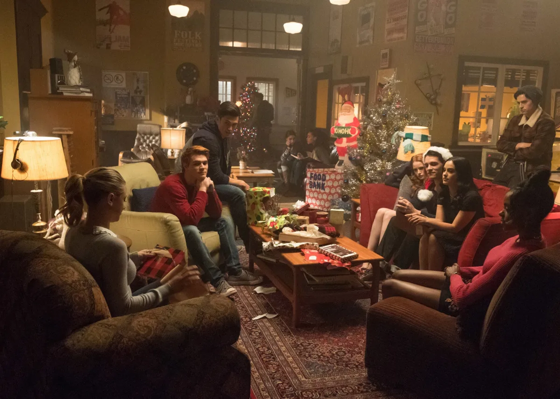 Cole Sprouse, Ashleigh Murray, Lili Reinhart, Camila Mendes, K.J. Apa, Charles Melton, Madelaine Petsch, and Casey Cott in Riverdale (2017)