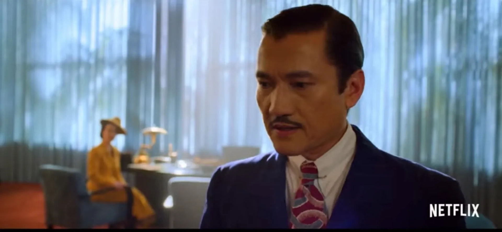 Sarah Paulson and Jon Jon Briones in Ratched (2020)