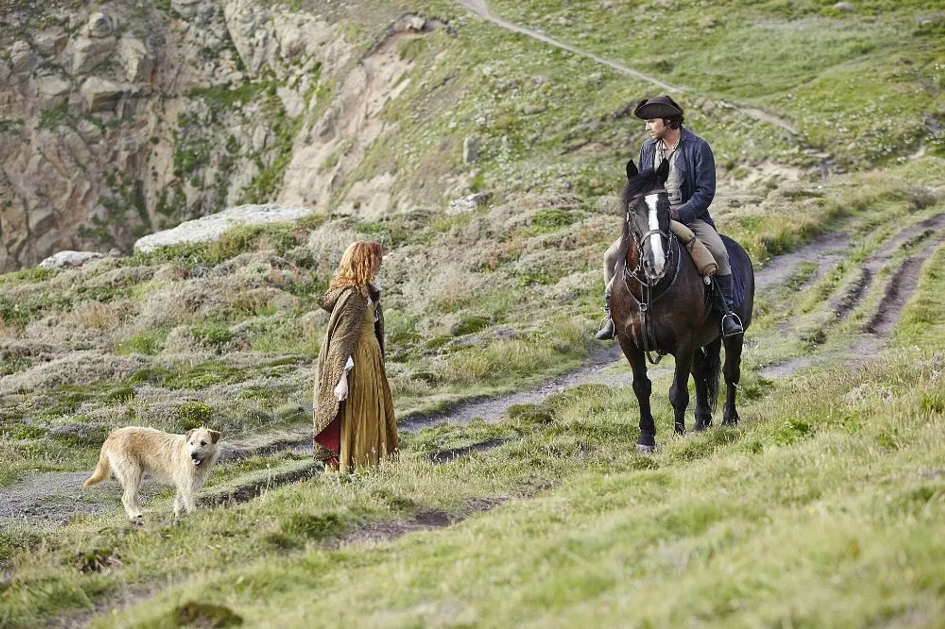 Eleanor Tomlinson and Aidan Turner in Poldark (2015)