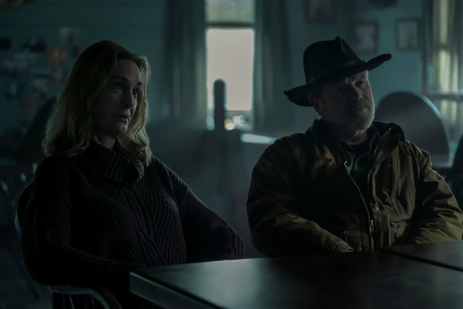 Lisa Emery and Peter Mullan in Ozark (2017)