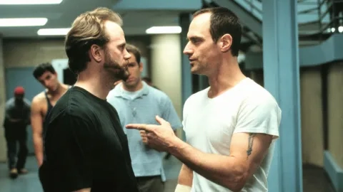 Christopher Meloni and Lee Tergesen in Oz (1997)