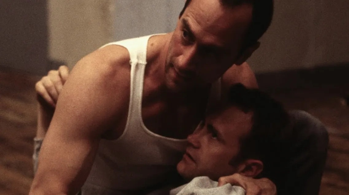 Christopher Meloni and Lee Tergesen in Oz (1997)