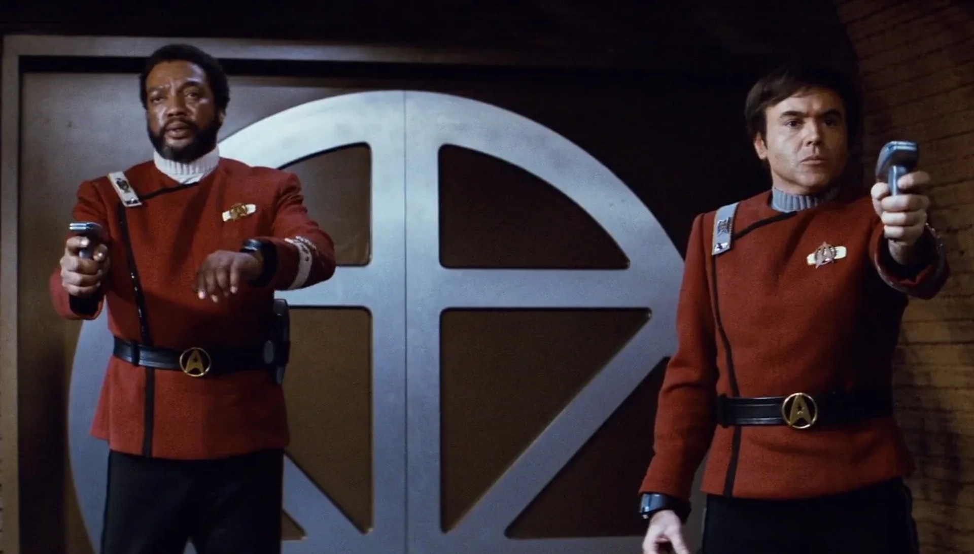 Walter Koenig and Paul Winfield in Star Trek II: The Wrath of Khan (1982)