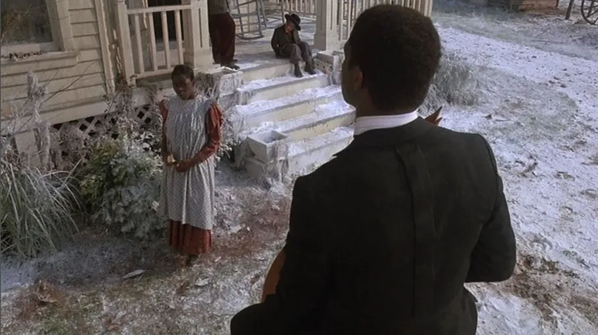 Danny Glover and Desreta Jackson in The Color Purple (1985)