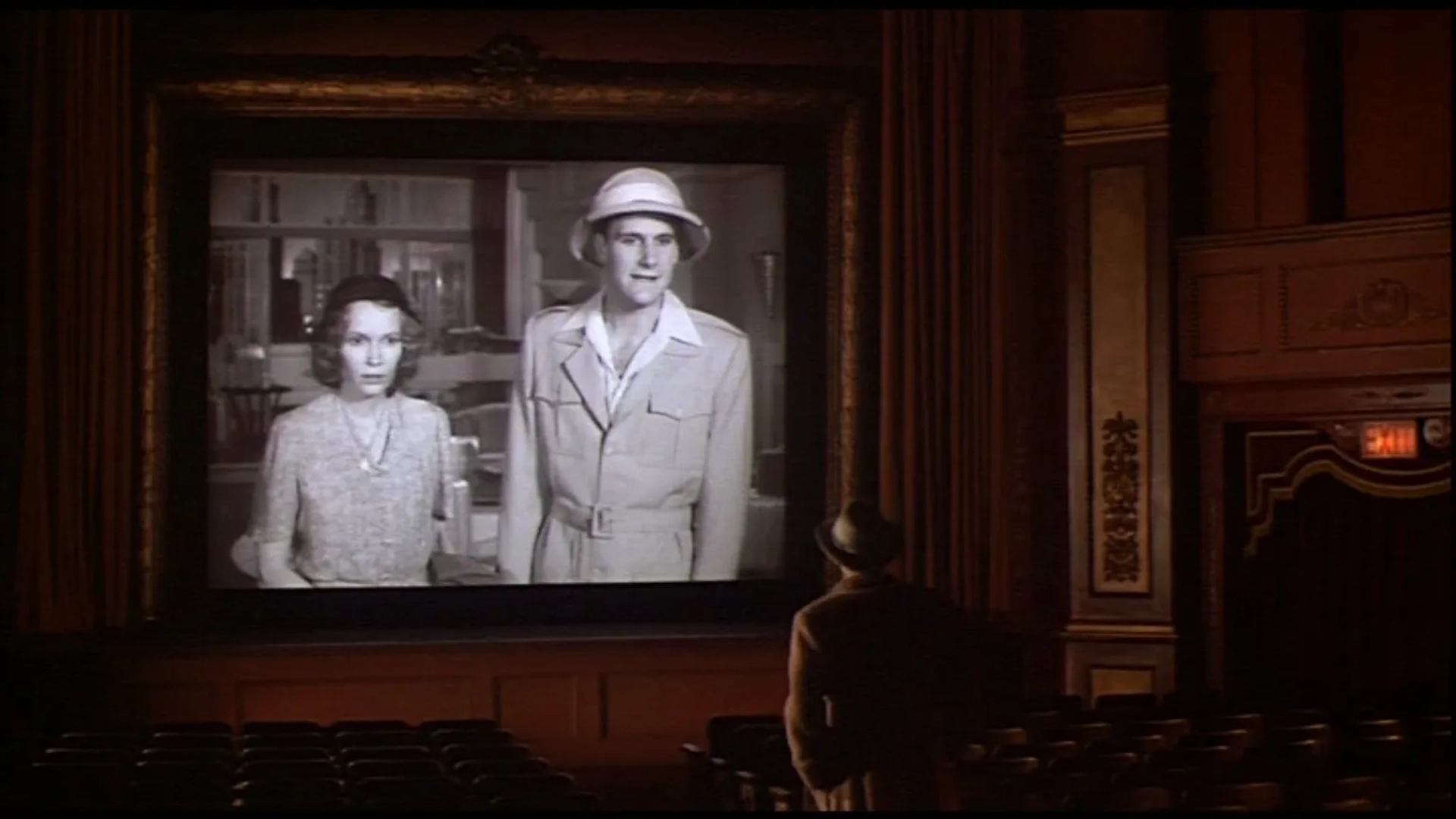 Jeff Daniels and Mia Farrow in The Purple Rose of Cairo (1985)