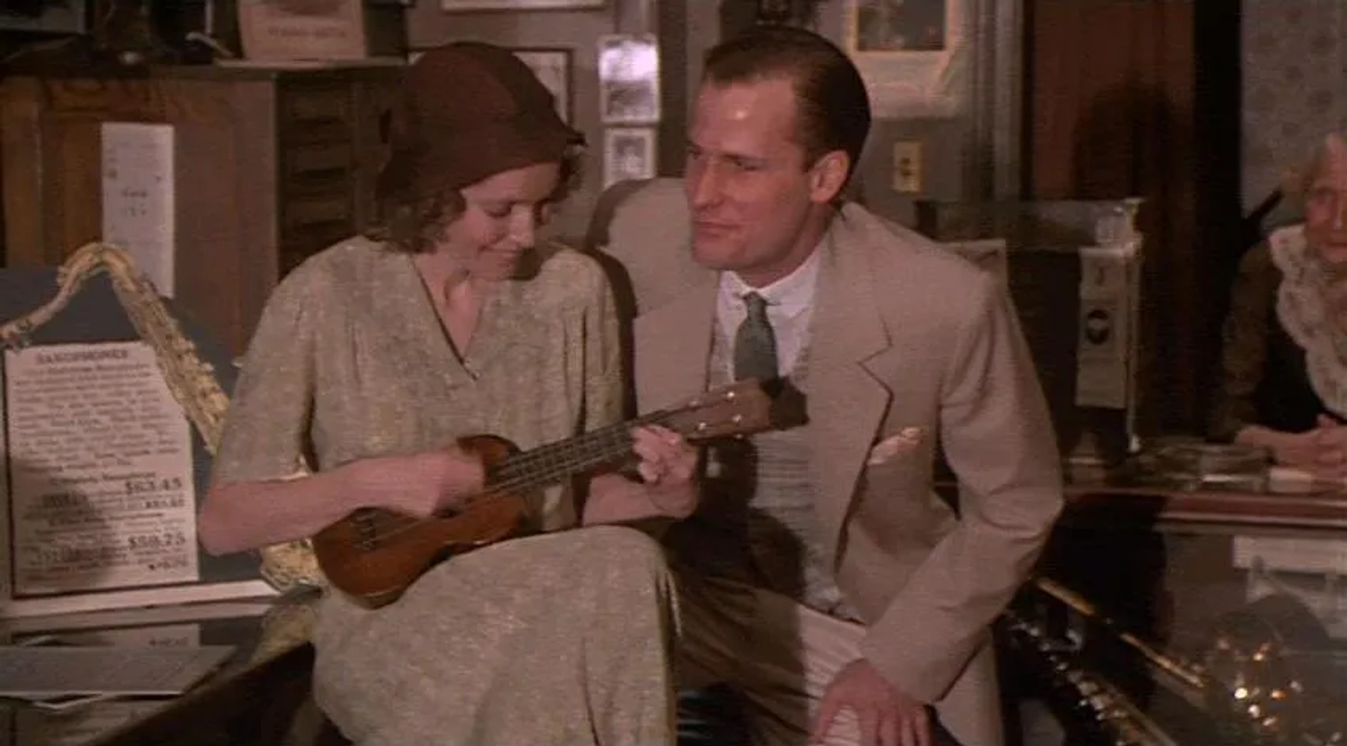 Jeff Daniels and Mia Farrow in The Purple Rose of Cairo (1985)