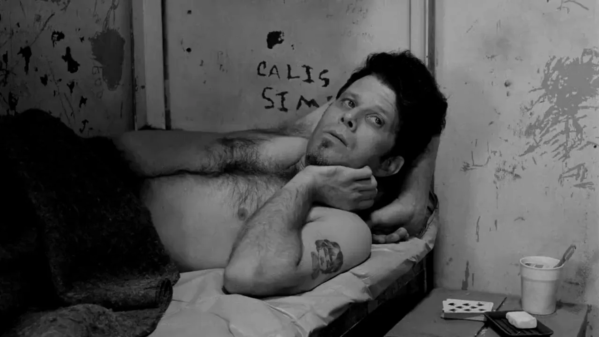 Tom Waits in Down by Law (1986)