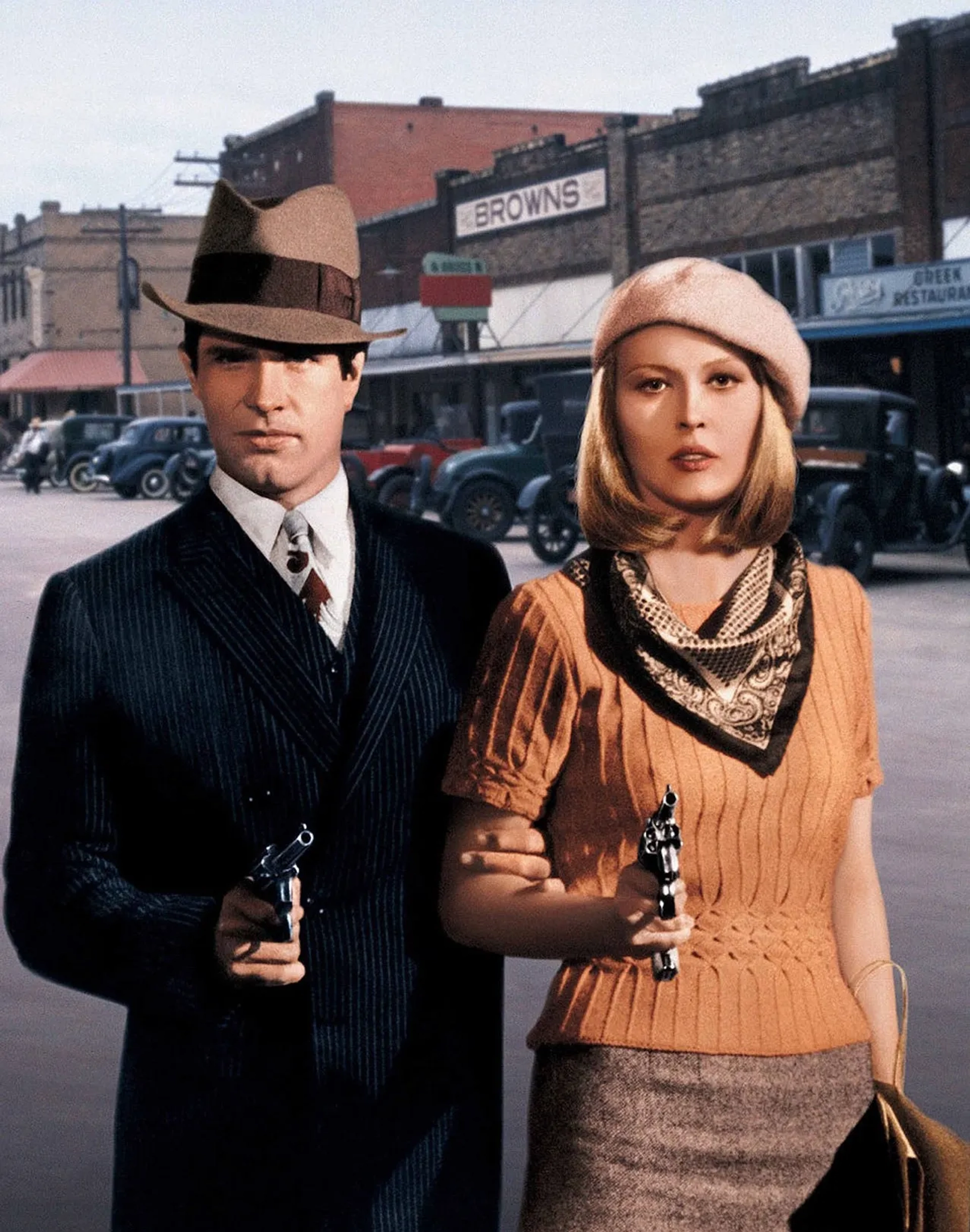 Warren Beatty and Faye Dunaway in Bonnie and Clyde (1967)