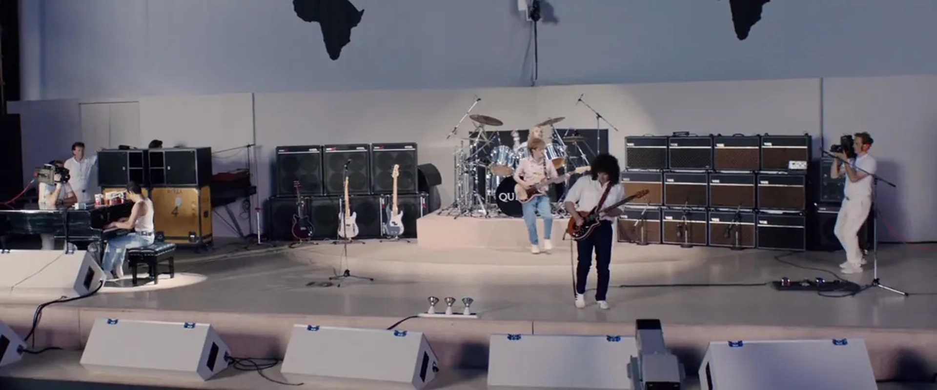 Joseph Mazzello, Rami Malek, Gwilym Lee, and Ben Hardy in Bohemian Rhapsody (2018)