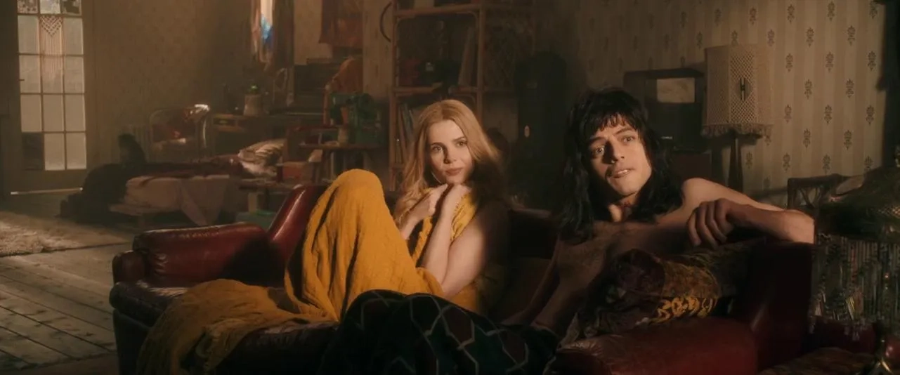 Rami Malek and Lucy Boynton in Bohemian Rhapsody (2018)