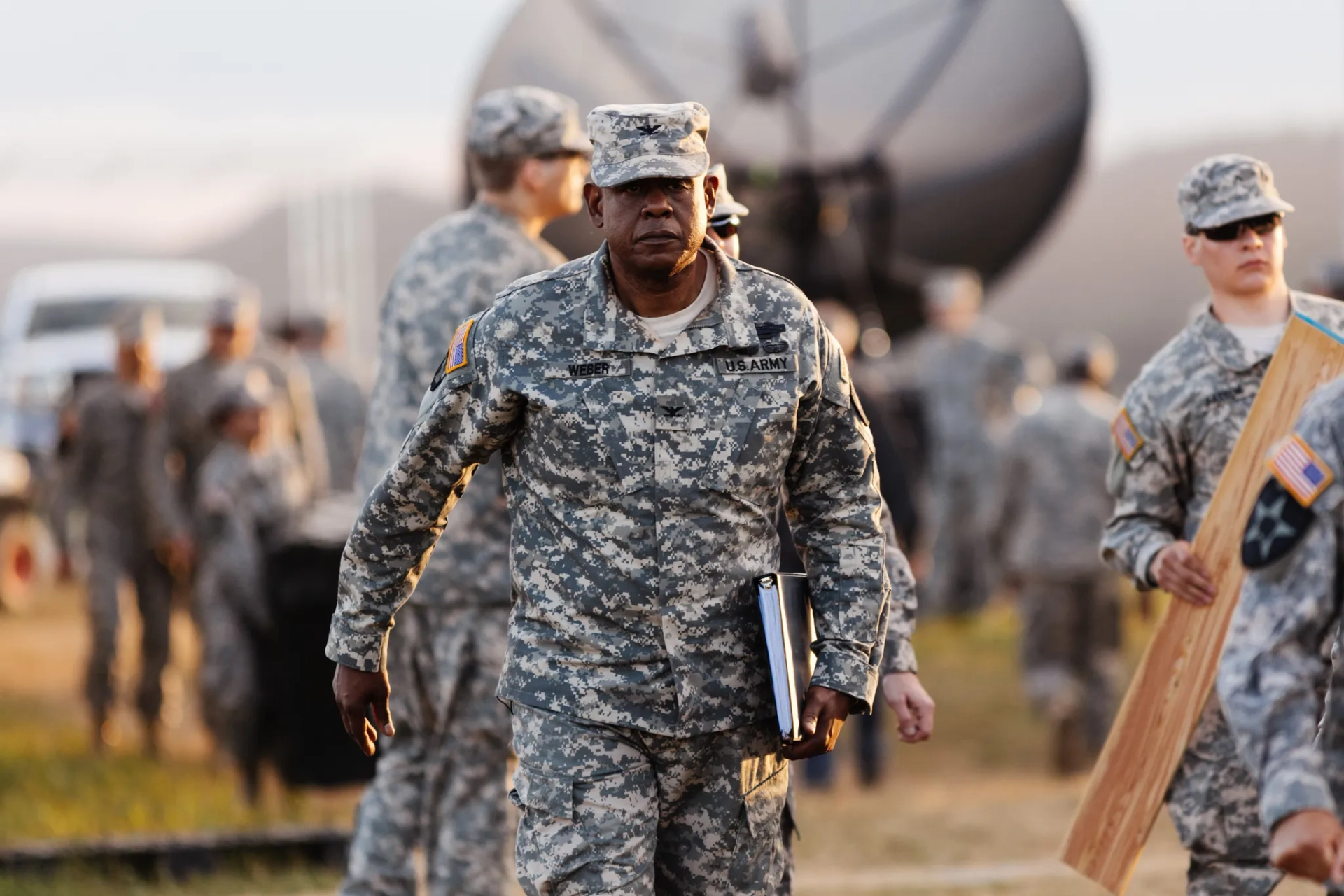 Forest Whitaker in Arrival (2016)