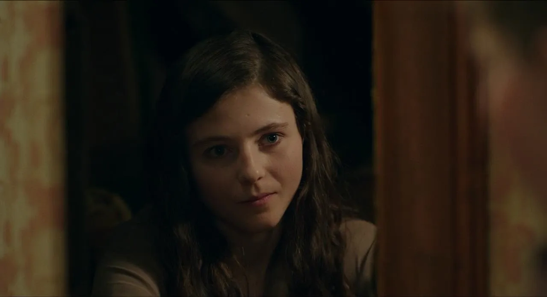 Thomasin McKenzie in Jojo Rabbit (2019)