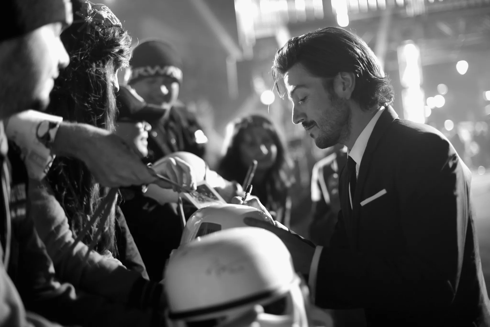 Diego Luna at an event for Rogue One: A Star Wars Story (2016)