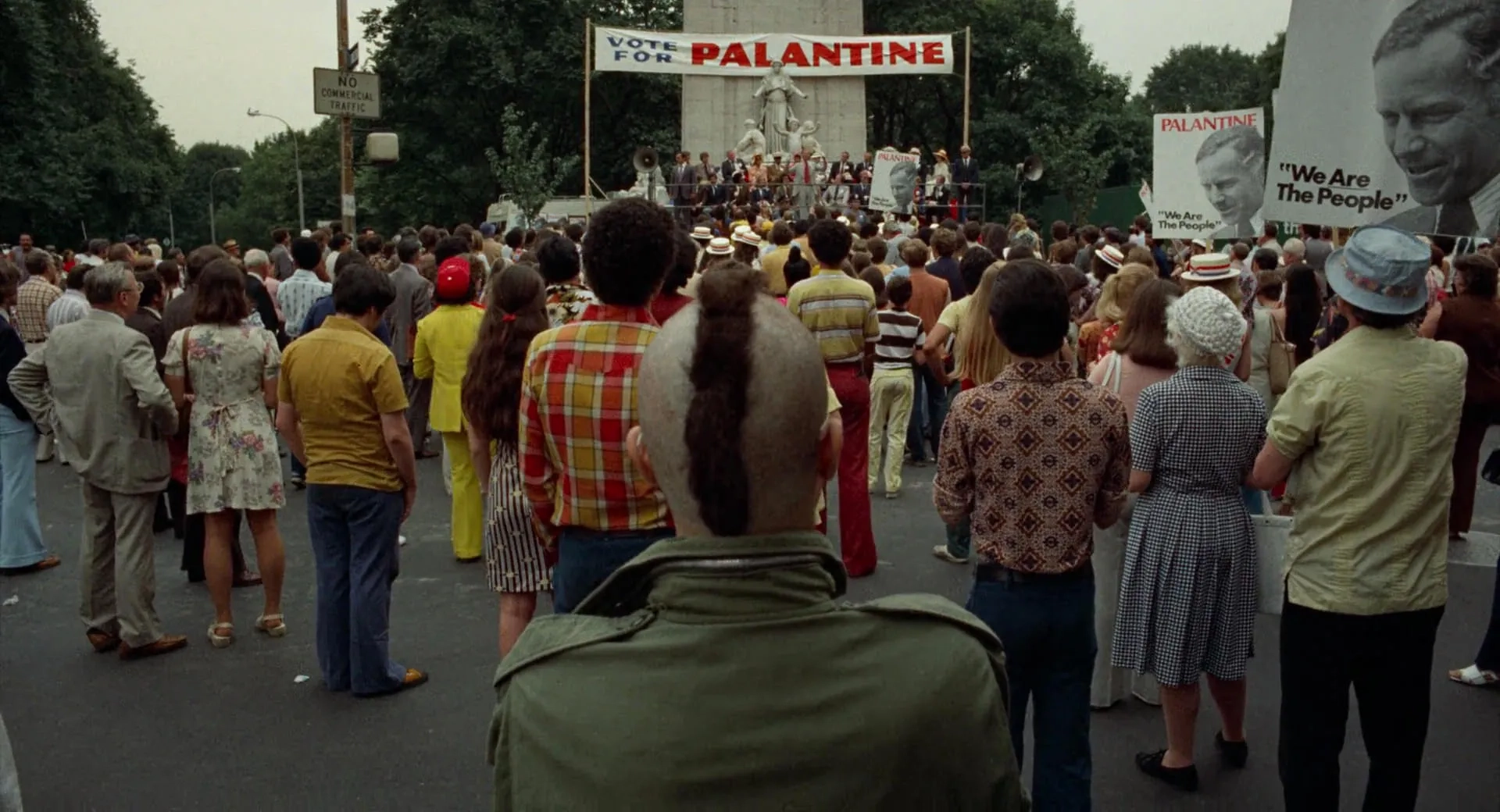 Robert De Niro, Albert Brooks, Cybill Shepherd, Richard Higgs, and Victor Magnotta in Taxi Driver (1976)