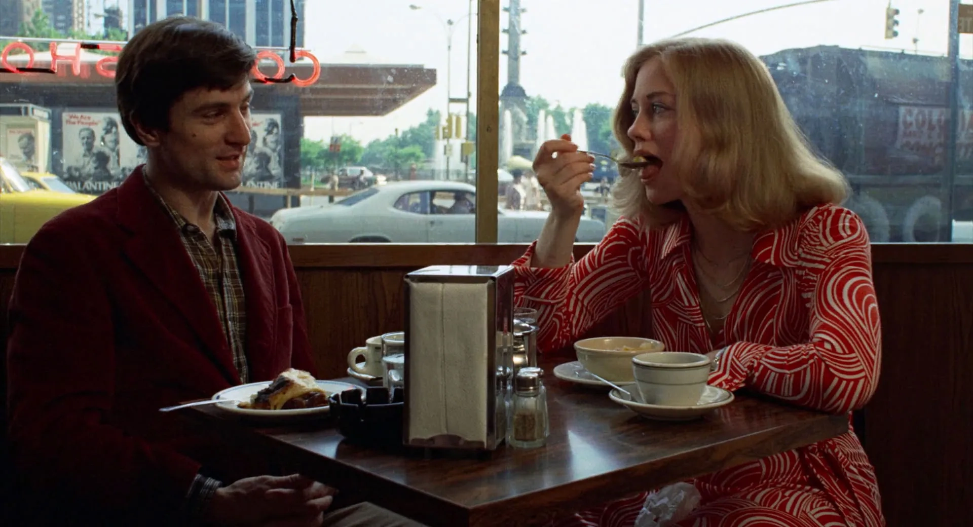 Robert De Niro and Cybill Shepherd in Taxi Driver (1976)