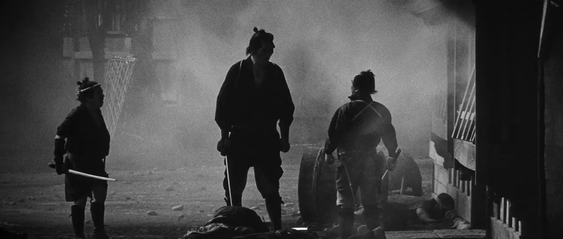 Daisuke Katô and Tsunagorô Rashômon in Yojimbo (1961)