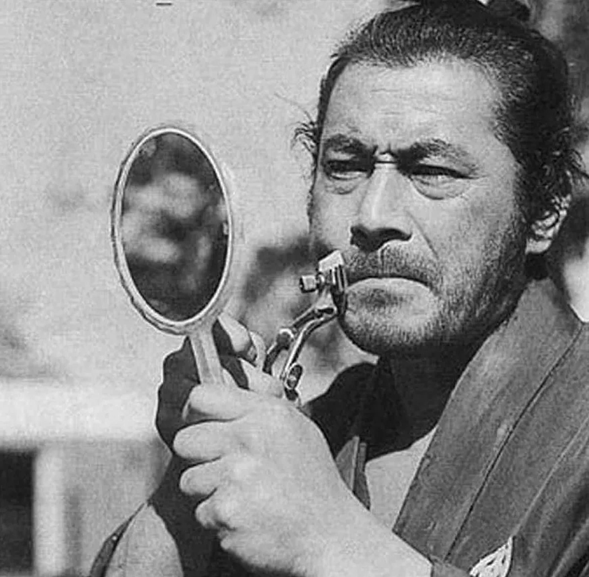 Toshirô Mifune in Yojimbo (1961)