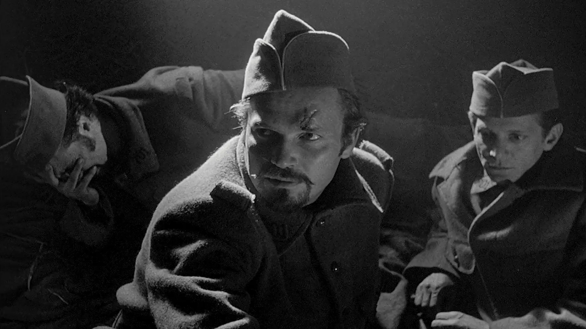 Timothy Carey, Ralph Meeker, and Joe Turkel in Paths of Glory (1957)