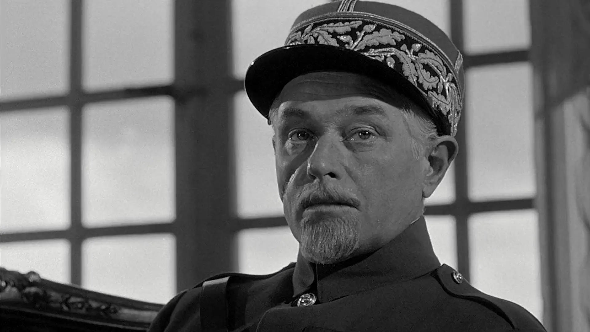 George Macready in Paths of Glory (1957)