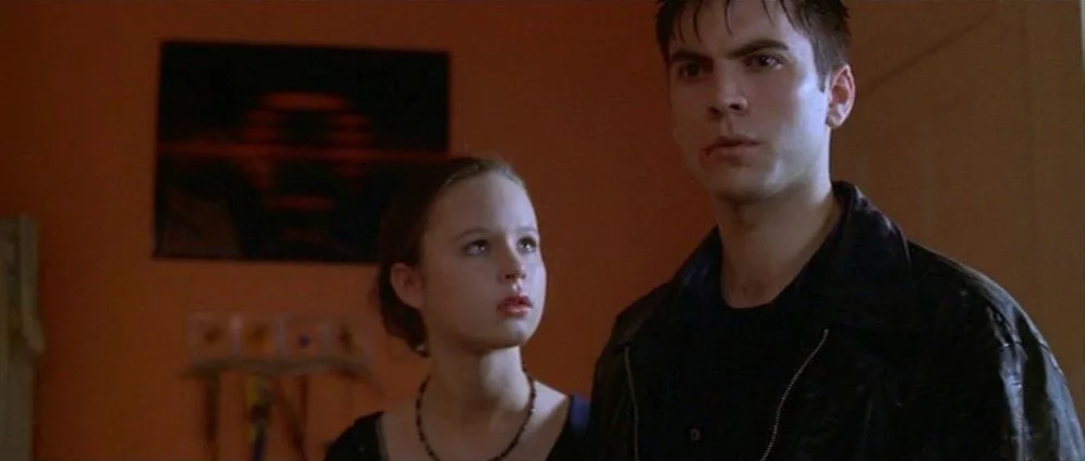 Thora Birch and Wes Bentley in American Beauty (1999)