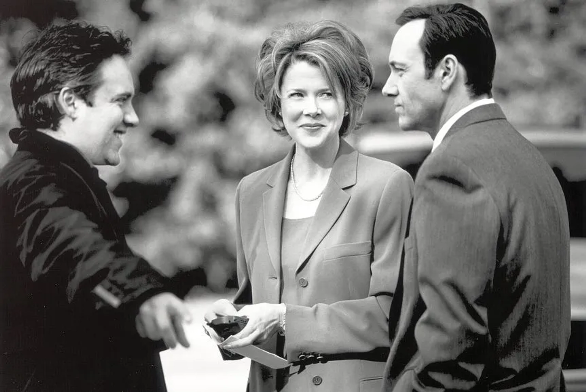 Kevin Spacey, Annette Bening, and Sam Mendes in American Beauty (1999)