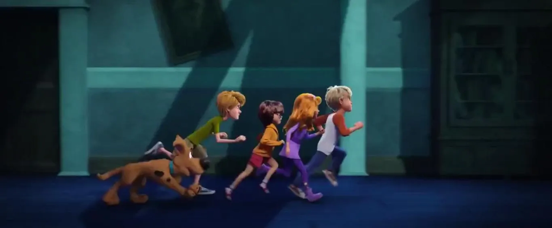 Frank Welker, Pierce Gagnon, Mckenna Grace, Ariana Greenblatt, and Iain Armitage in Scoob! (2020)