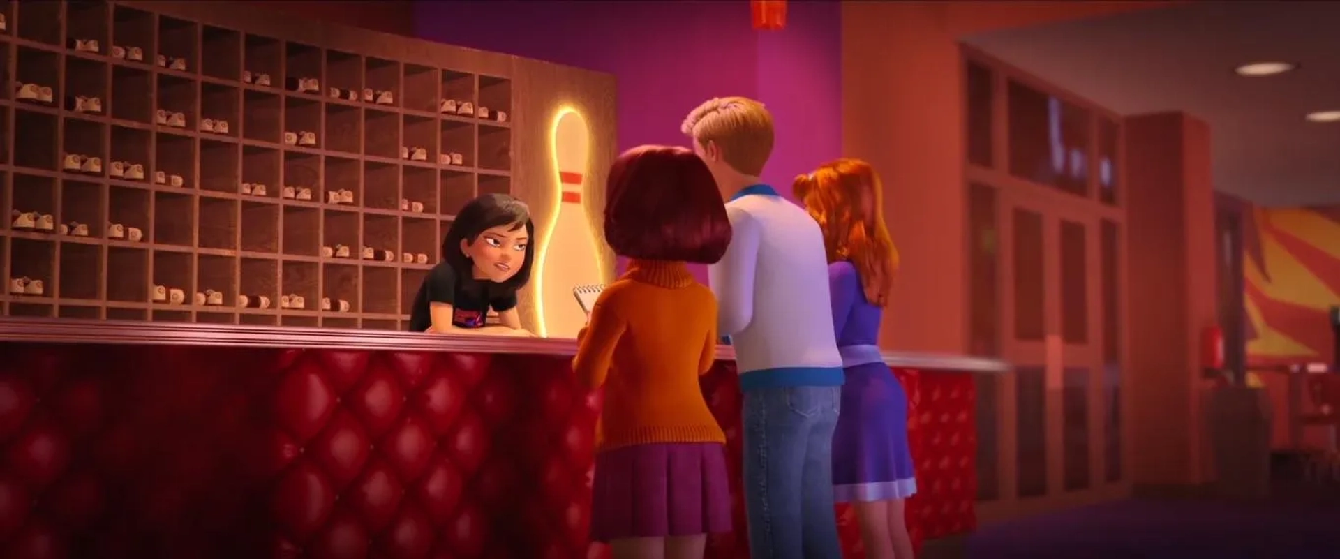 Amanda Seyfried, Zac Efron, Gina Rodriguez, and Maya Erskine in Scoob! (2020)