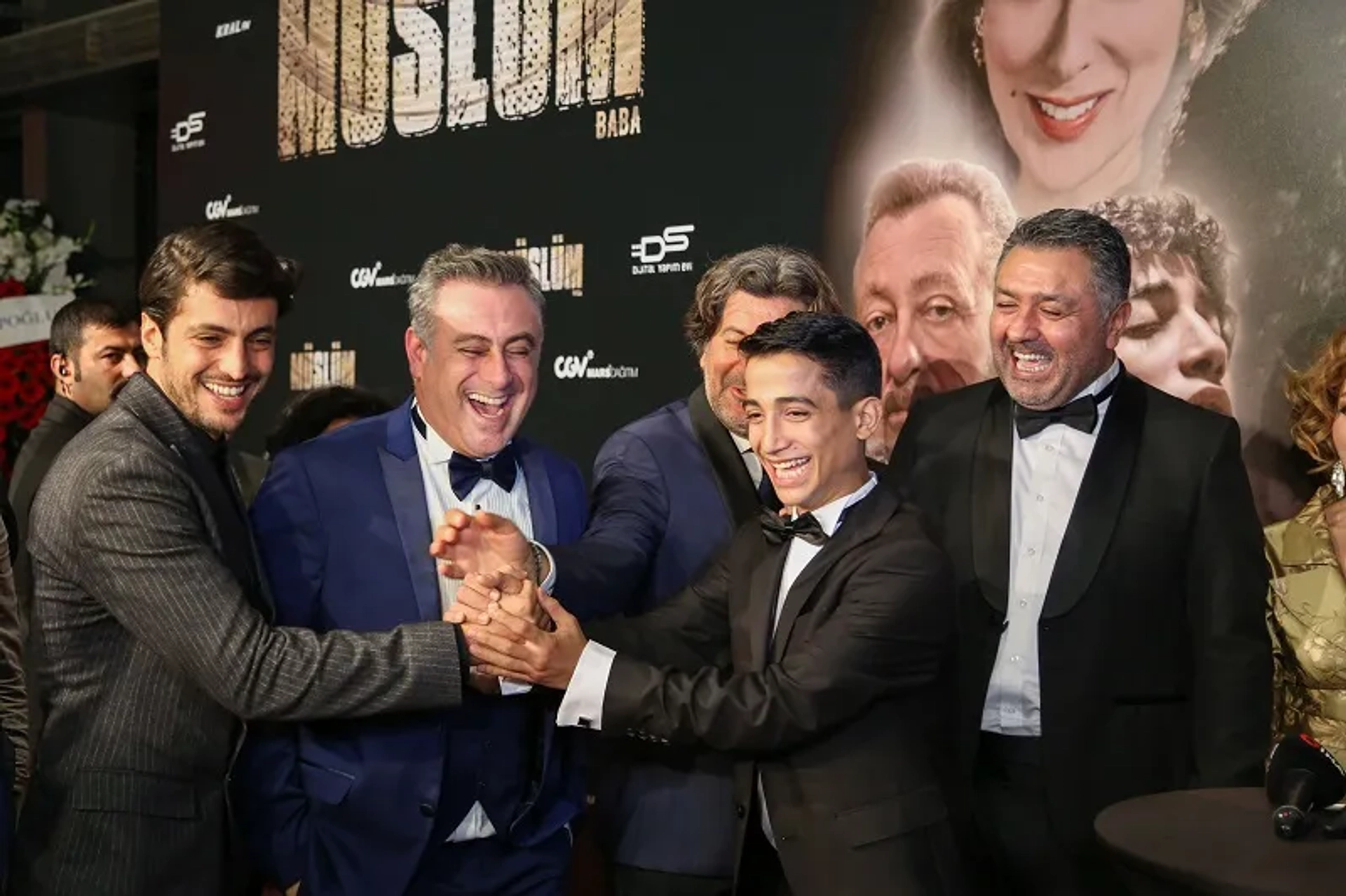 Mustafa Uslu, Turgut Tuncalp, Taner Ölmez, Can Ulkay, and Sahin Kendirci at an event for Muslum (2018)