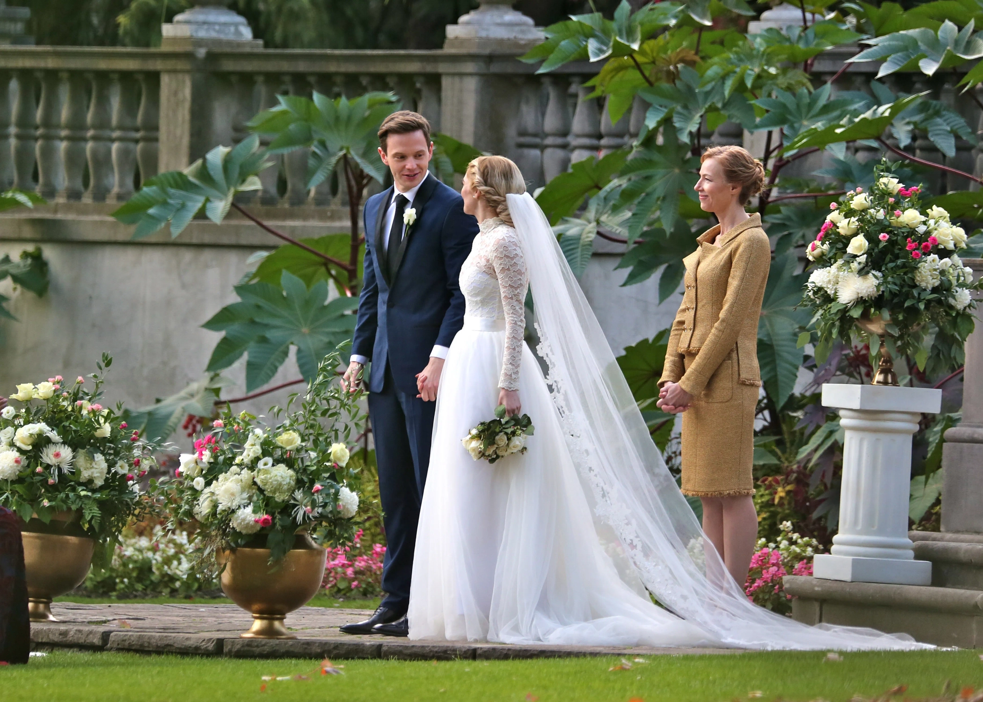 Andie MacDowell, Mark O'Brien, and Samara Weaving in Ready or Not (2019)