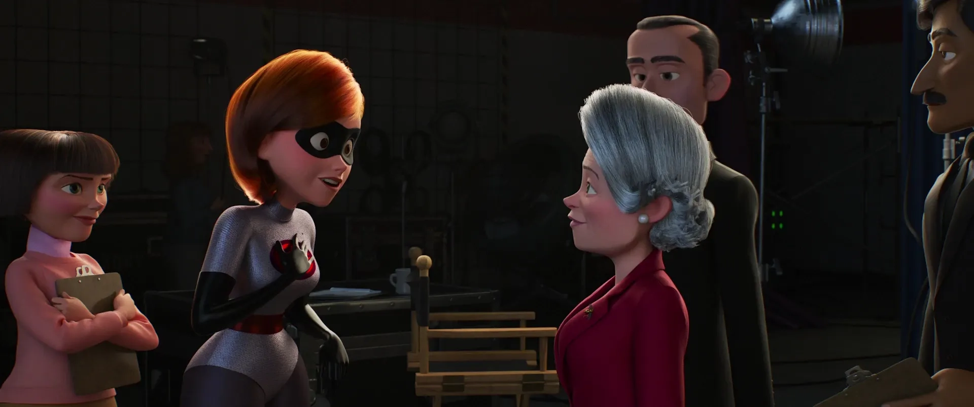 Holly Hunter and Isabella Rossellini in Incredibles 2 (2018)