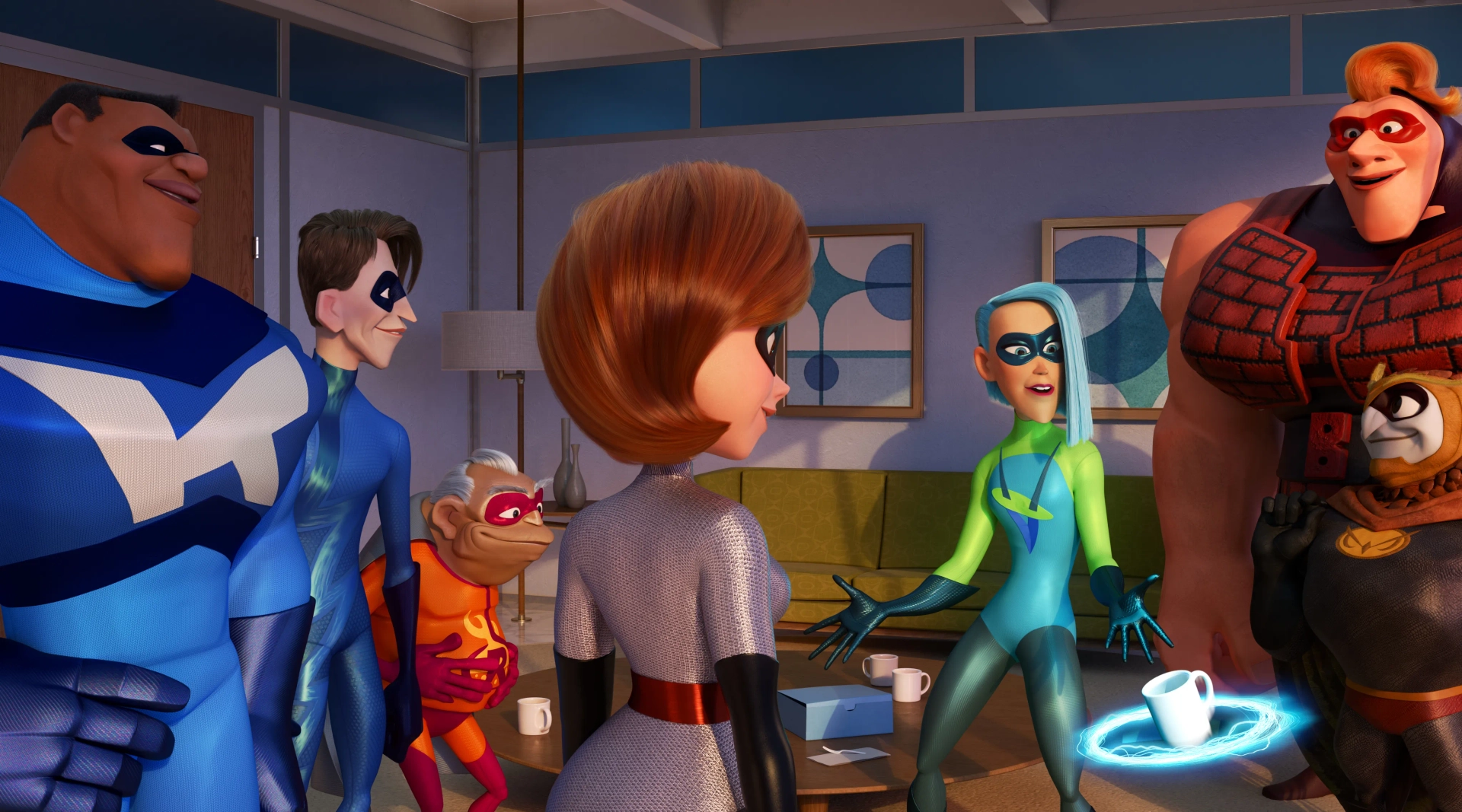 Holly Hunter, Sophia Bush, Paul Eiding, and Phil LaMarr in Incredibles 2 (2018)