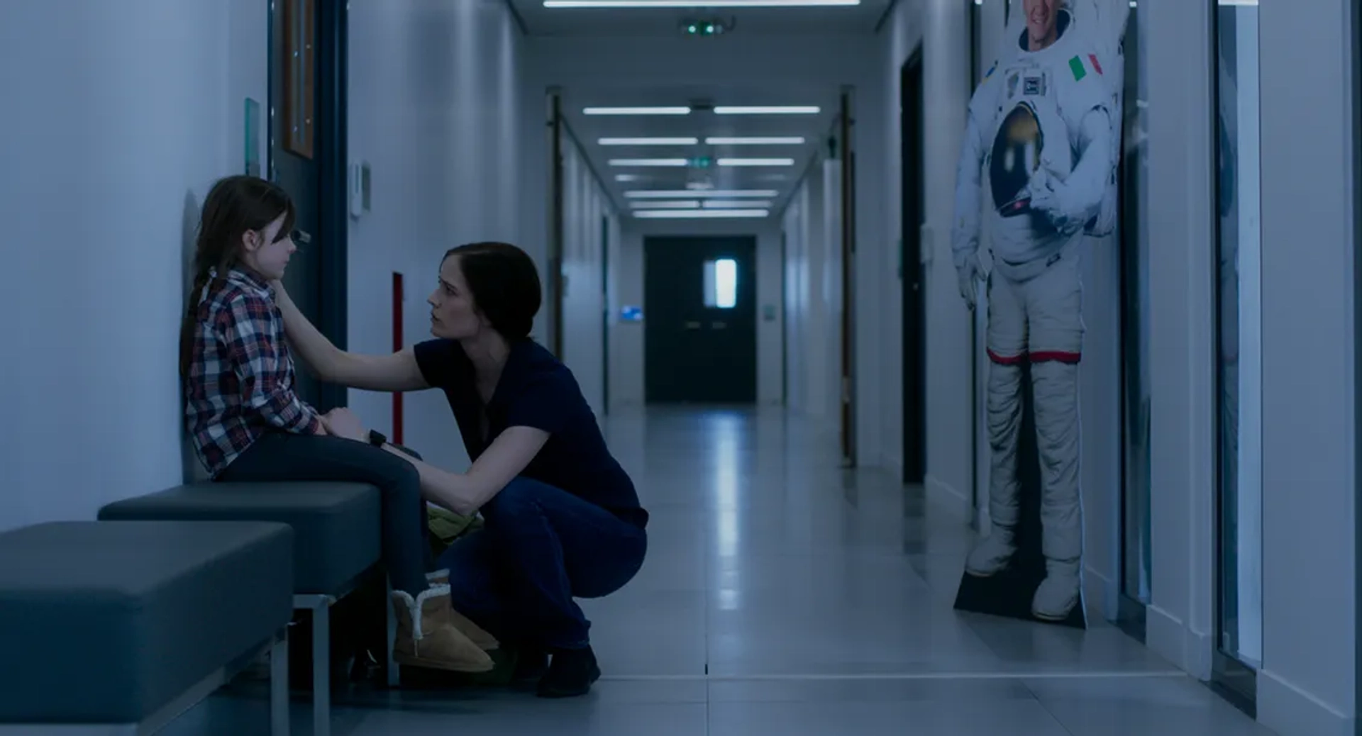 Eva Green and Zélie Boulant in Proxima (2019)