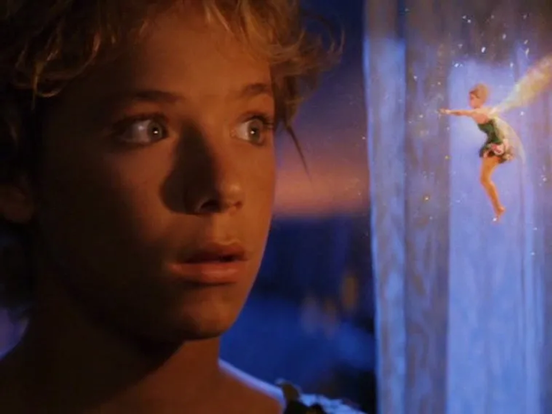 Ludivine Sagnier and Jeremy Sumpter in Peter Pan (2003)