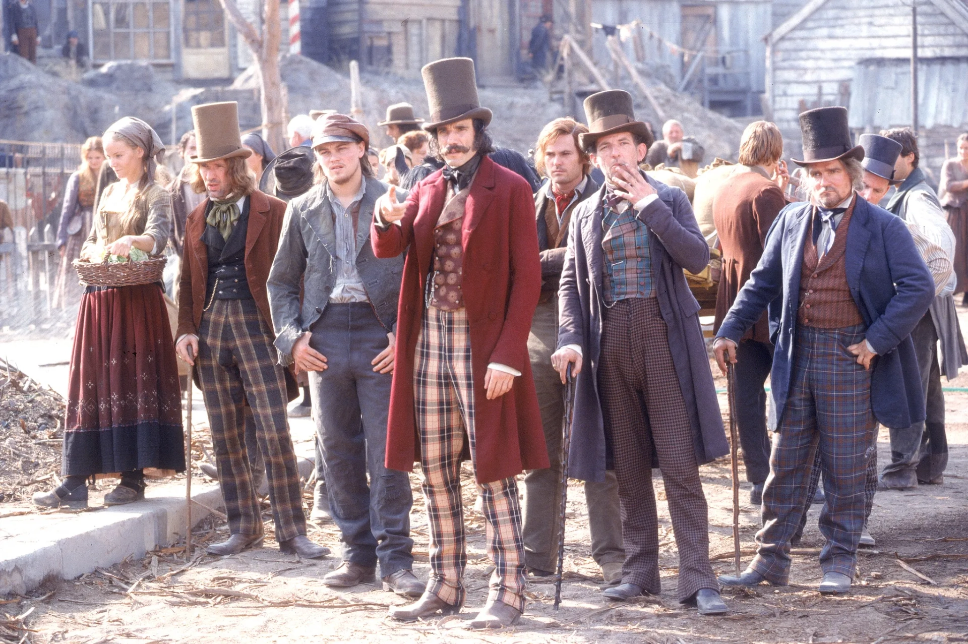 Leonardo DiCaprio, Daniel Day-Lewis, Henry Thomas, Liam Carney, David McBlain, and Gary McCormack in Gangs of New York (2002)